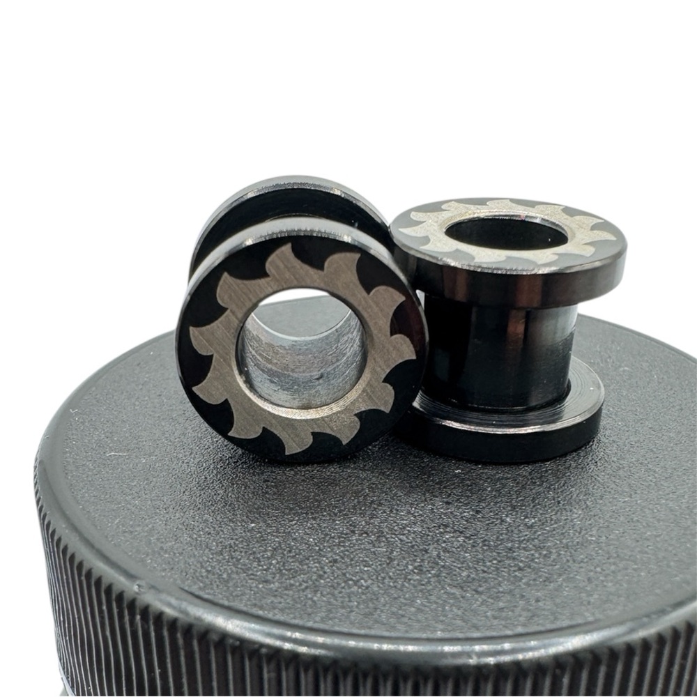 Pair 0g Black Saw Blade Screw On Ear Gauge Tunnels - Body Piercing Jewelry